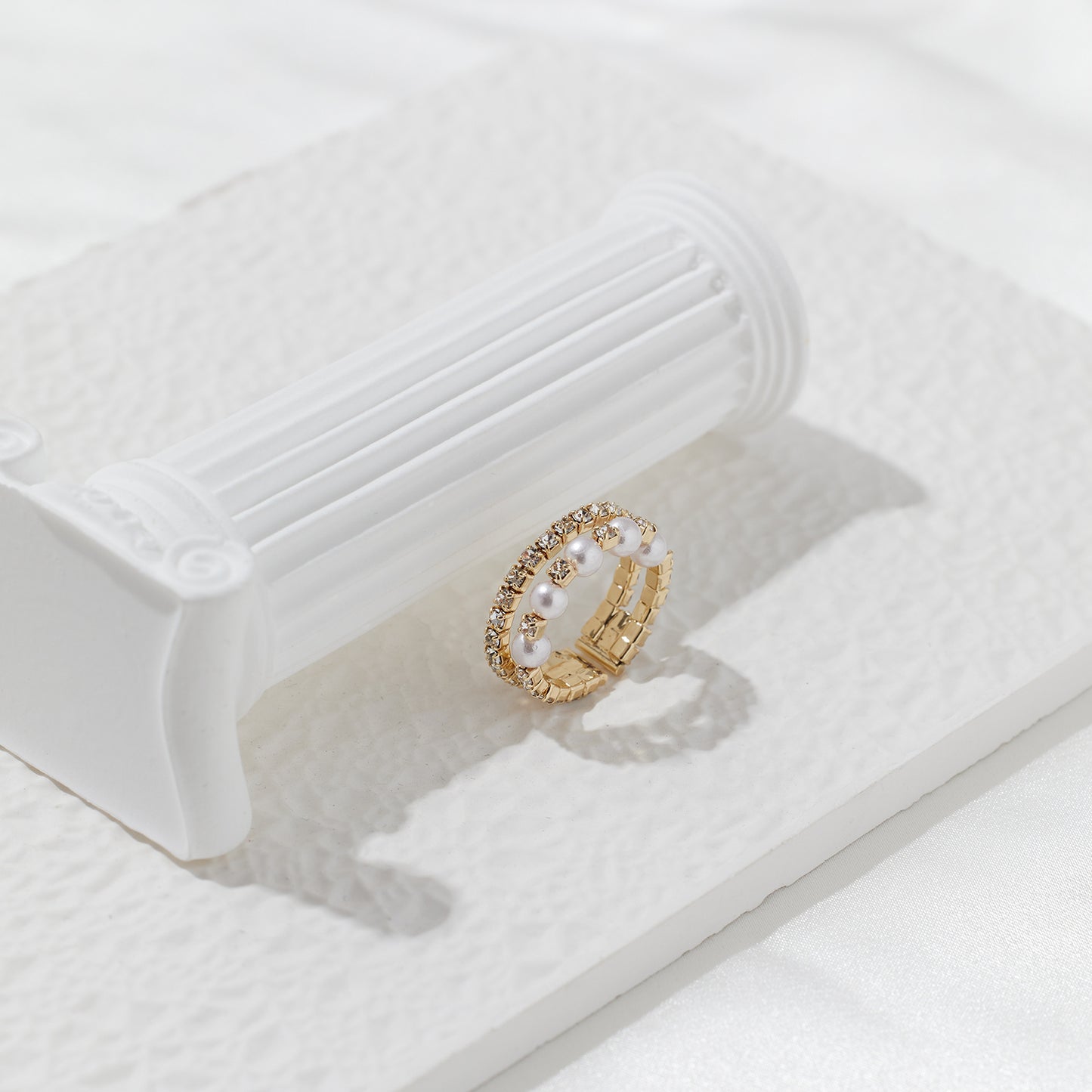 Eternal Knot Ring – gold-plated stainless steel interwoven design