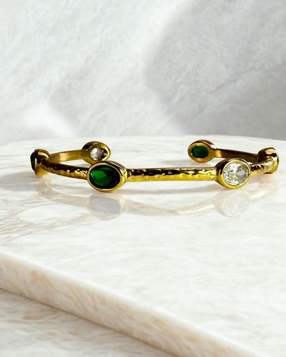 Aurora Émeraude Cuff Bangle