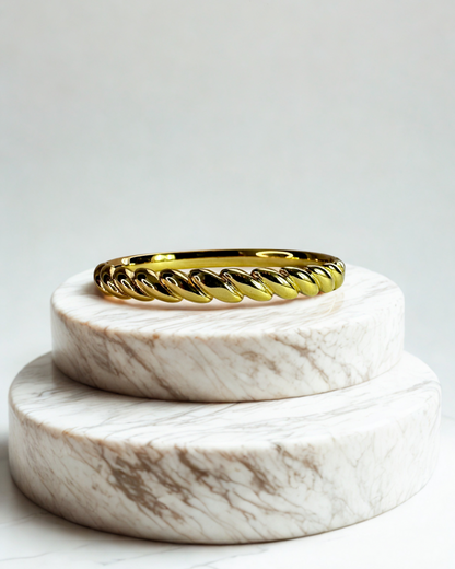 Emerald Luxe Twist Bangles