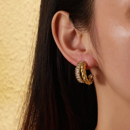 Model wearing Aurora Hoop Earrings – anti-tarnish classic gold jewelry